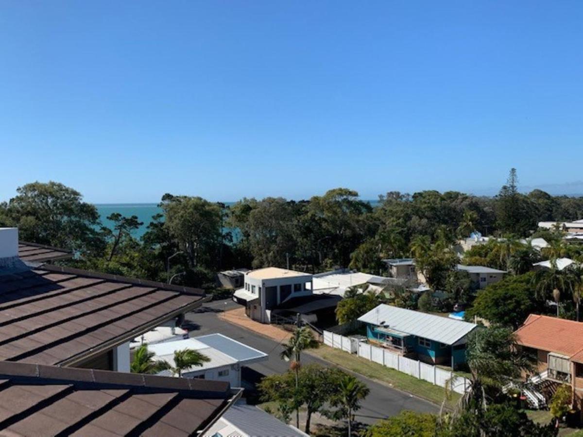 Grand Mercure Allegra Hervey Bay Ngoại thất bức ảnh View of the bay from the town