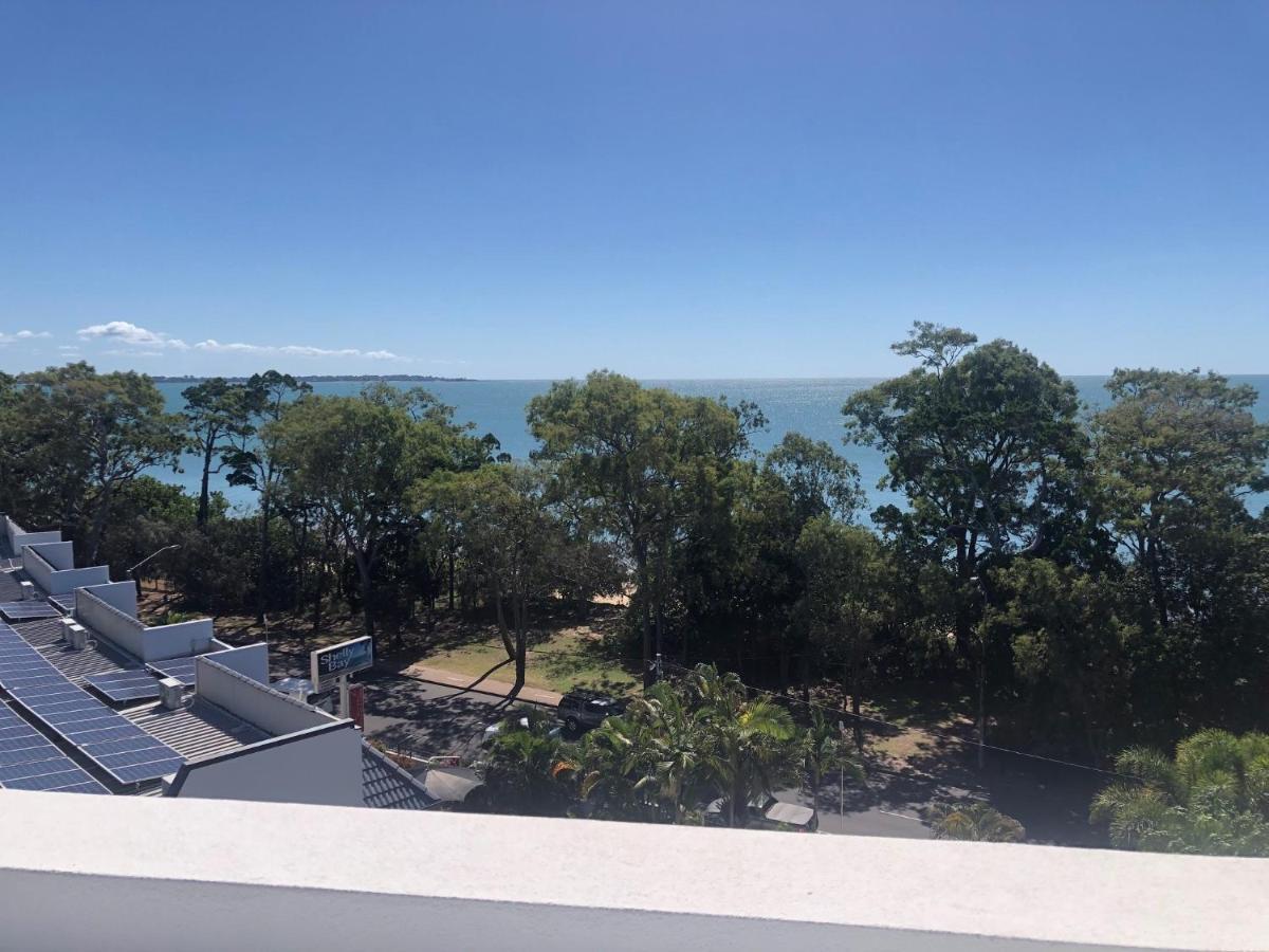 Grand Mercure Allegra Hervey Bay Ngoại thất bức ảnh View of Moreton Bay from the University of Queensland St Lucia campus