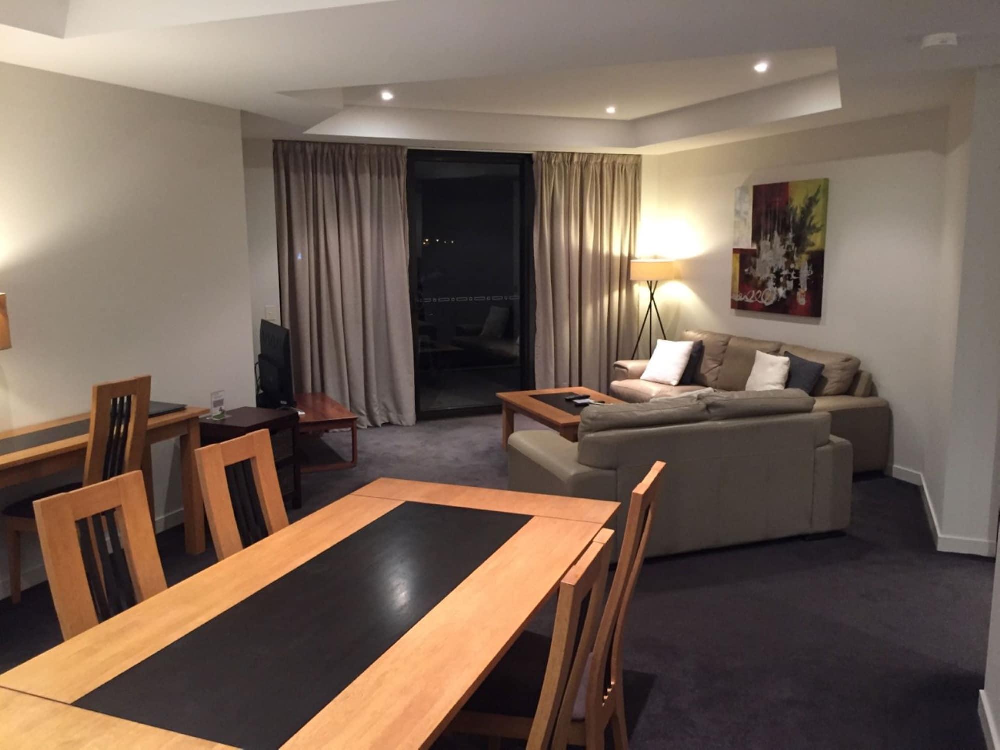 Grand Mercure Allegra Hervey Bay Ngoại thất bức ảnh A typical apartment at the hotel