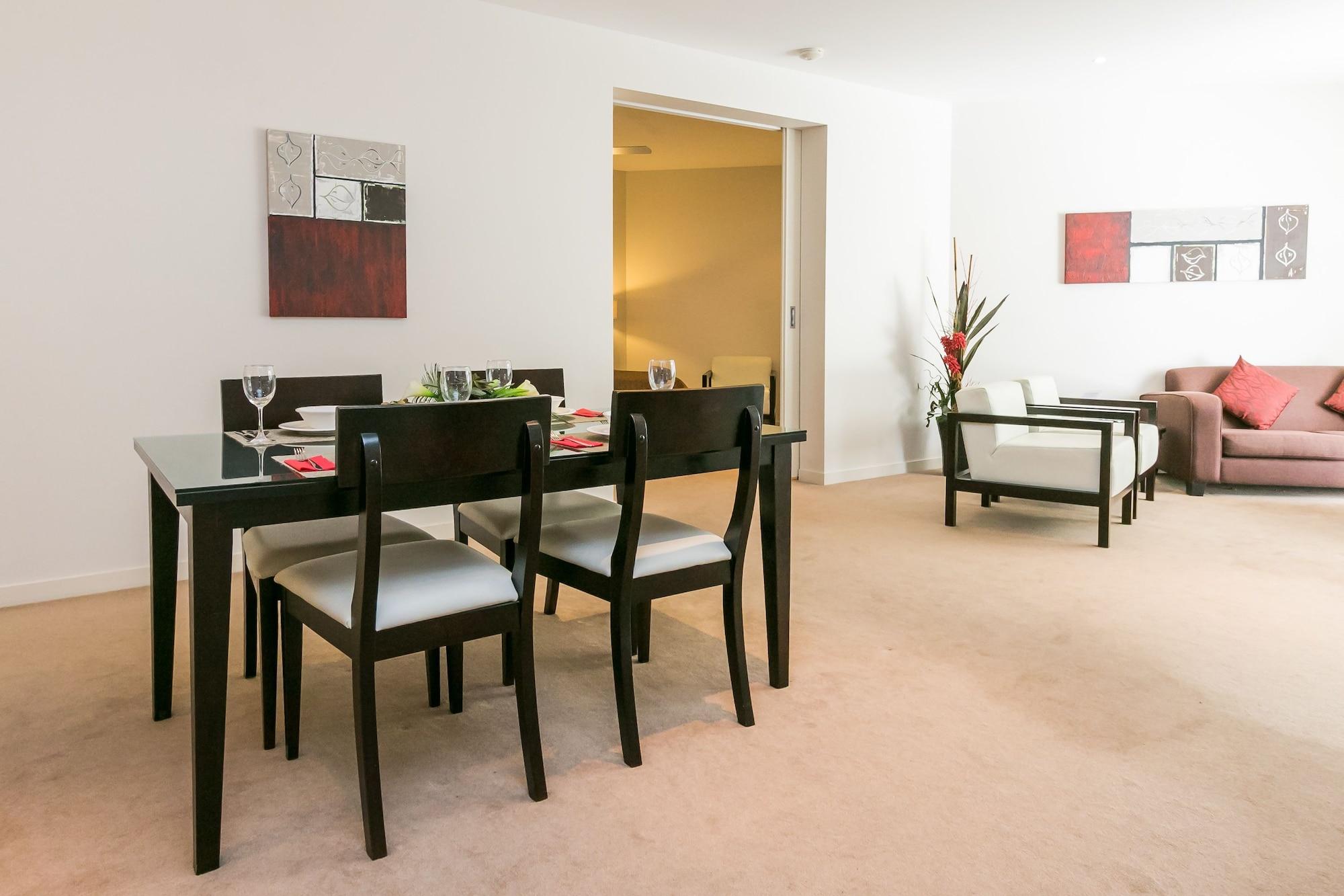 Grand Mercure Allegra Hervey Bay Ngoại thất bức ảnh A typical apartment at the complex