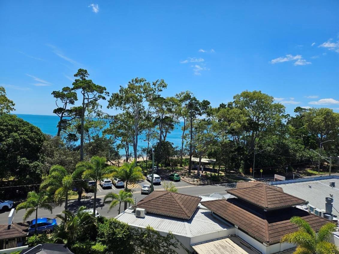 Grand Mercure Allegra Hervey Bay Ngoại thất bức ảnh View of the beach from the hotel